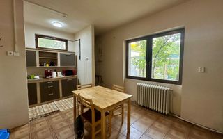 Casă de vânzare - Poză 3