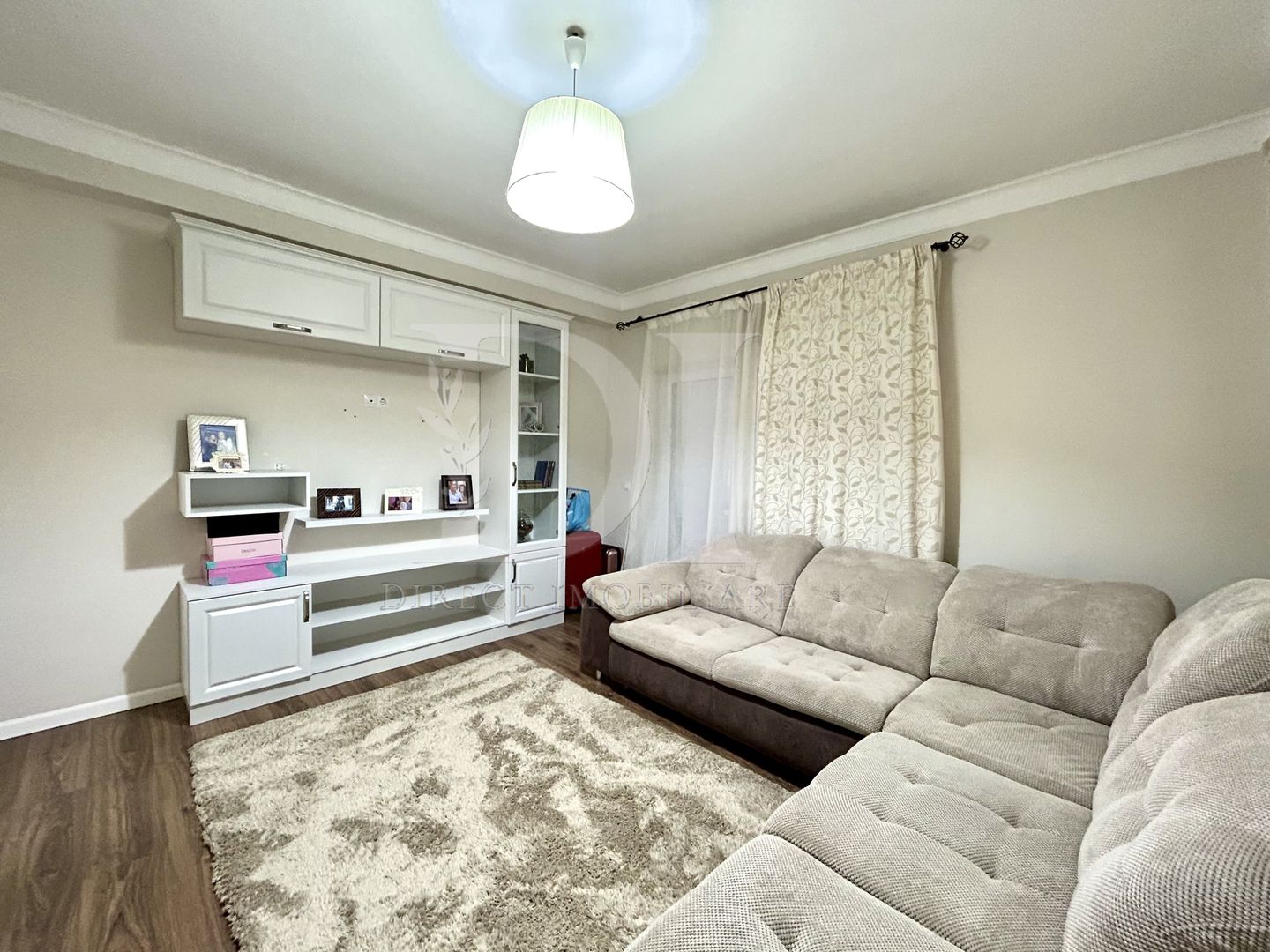 Apartament 3 camere de vanzare, Zona Stadionului / Floresti. - Poză 11