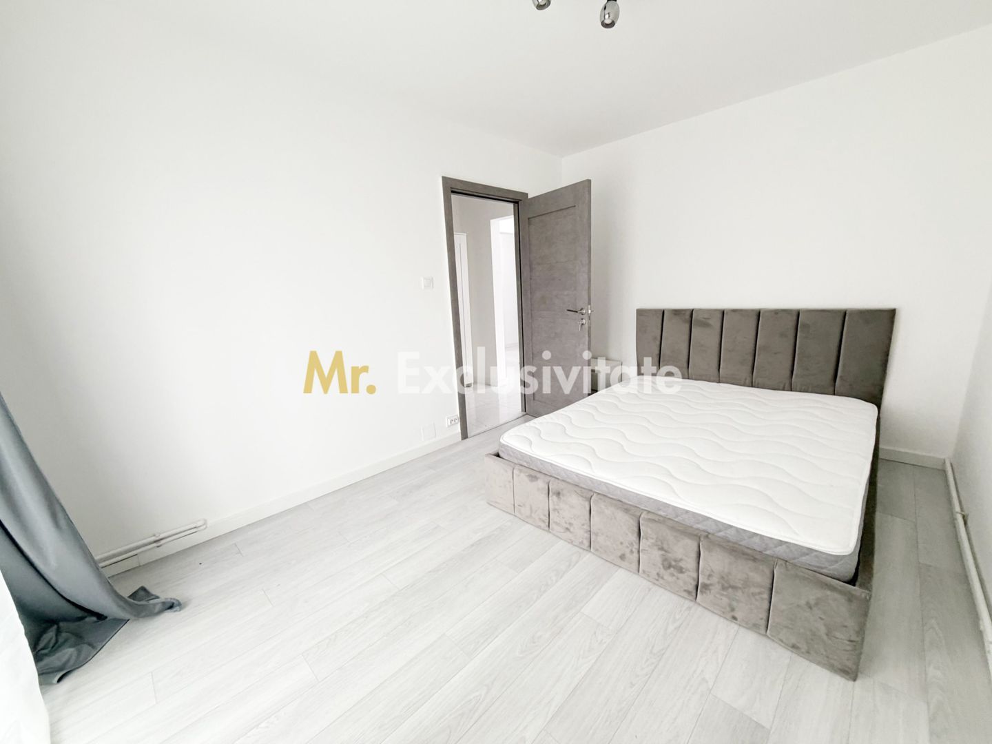 Inchiriere Apartament 3 camere decomandat Trivale - Poză 5