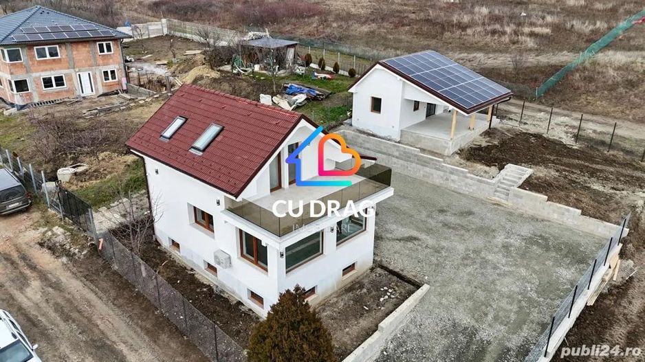 Casă cu priveliste panoramica spre Sibiu  situata in Sura Mare - Poză 2