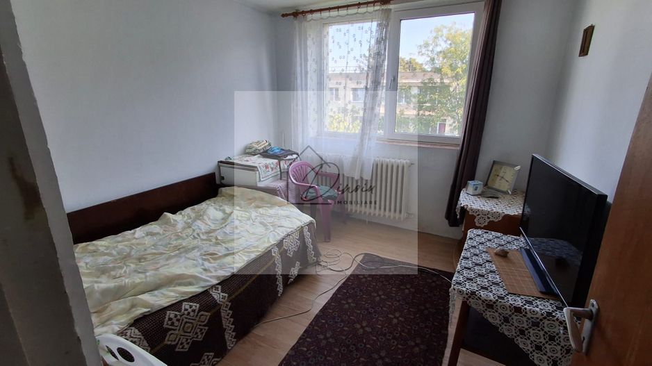Apartament 4 camere de vanzare Titan Ozana I etaj 4/4 - Poză 11