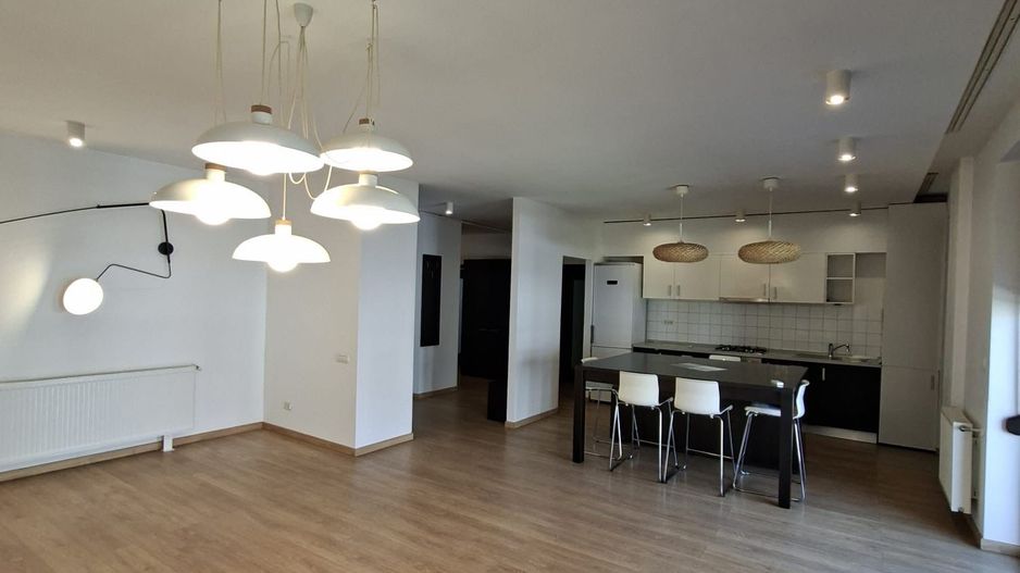 Spațios 4 camere, zona Braytim - Poză 21