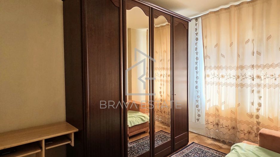 Apartament 3 camere, 65mp,lift, decomandat, parcare, strada Calea Florești - Poză 1