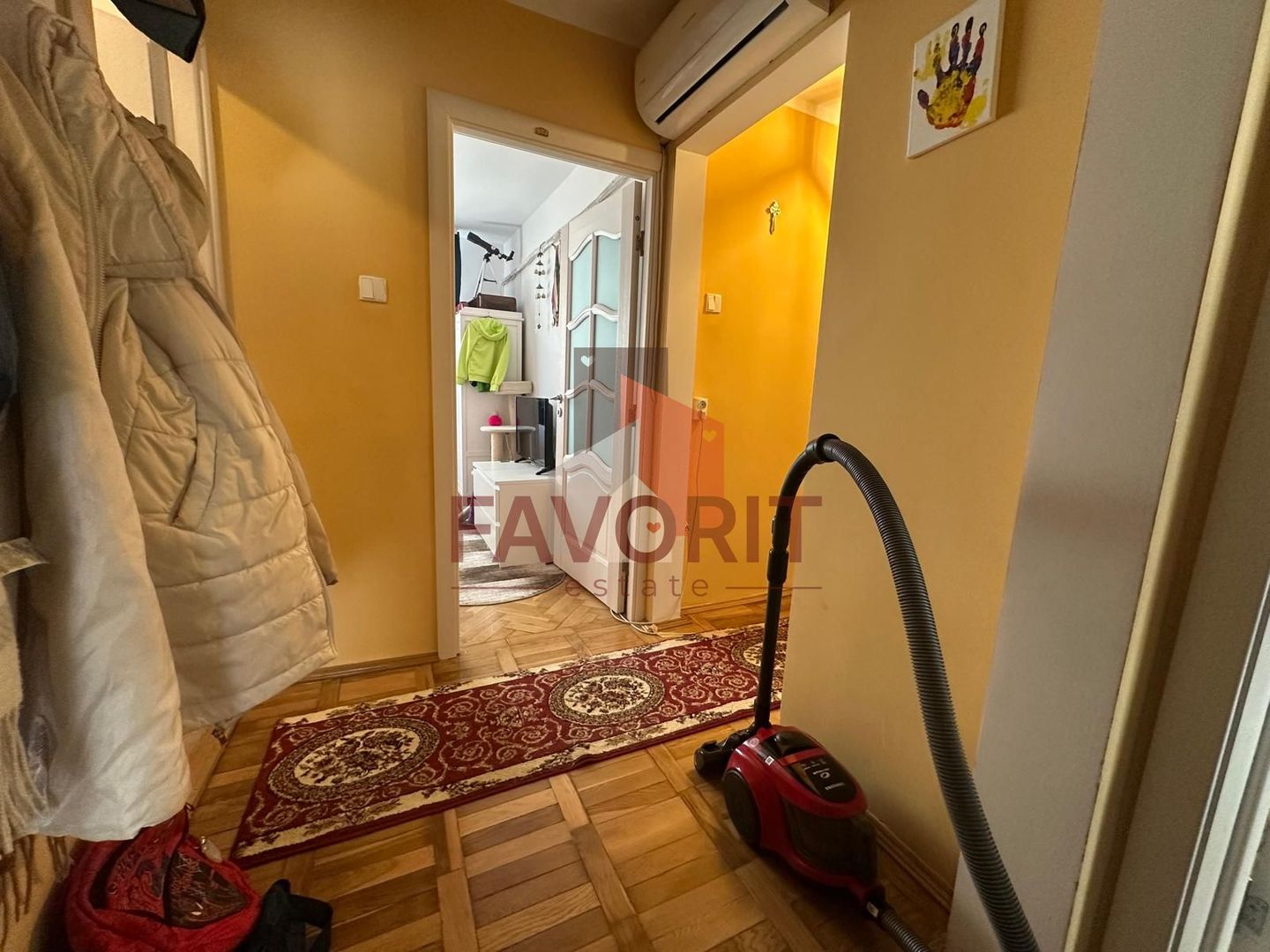 3 camere | centrala proprie | etaj intermediar | mobilat si utilat | - Poză 10