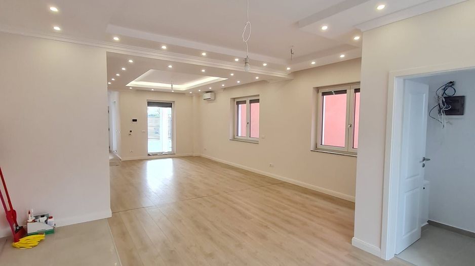 Proiect deosebit la 5 minute de Iulius Town - Poză 15