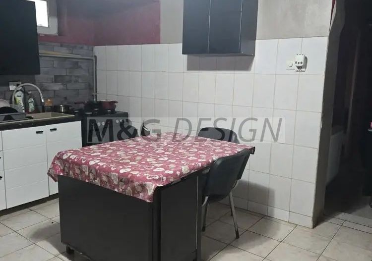 Apartament 2 camere la curte comuna zona Mehala - Poză 1