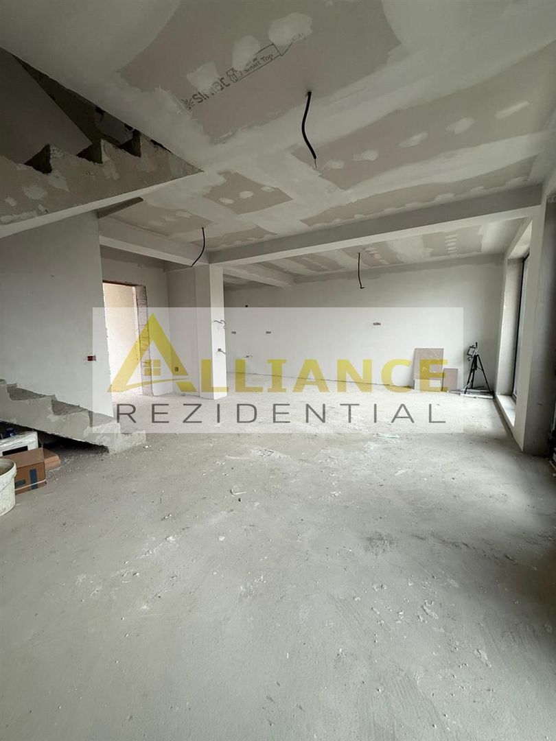 Casa Tip Duplex P+1+M - 5 camere - 4 bai 180 MPU - Teren - 190 MP - Poză 5