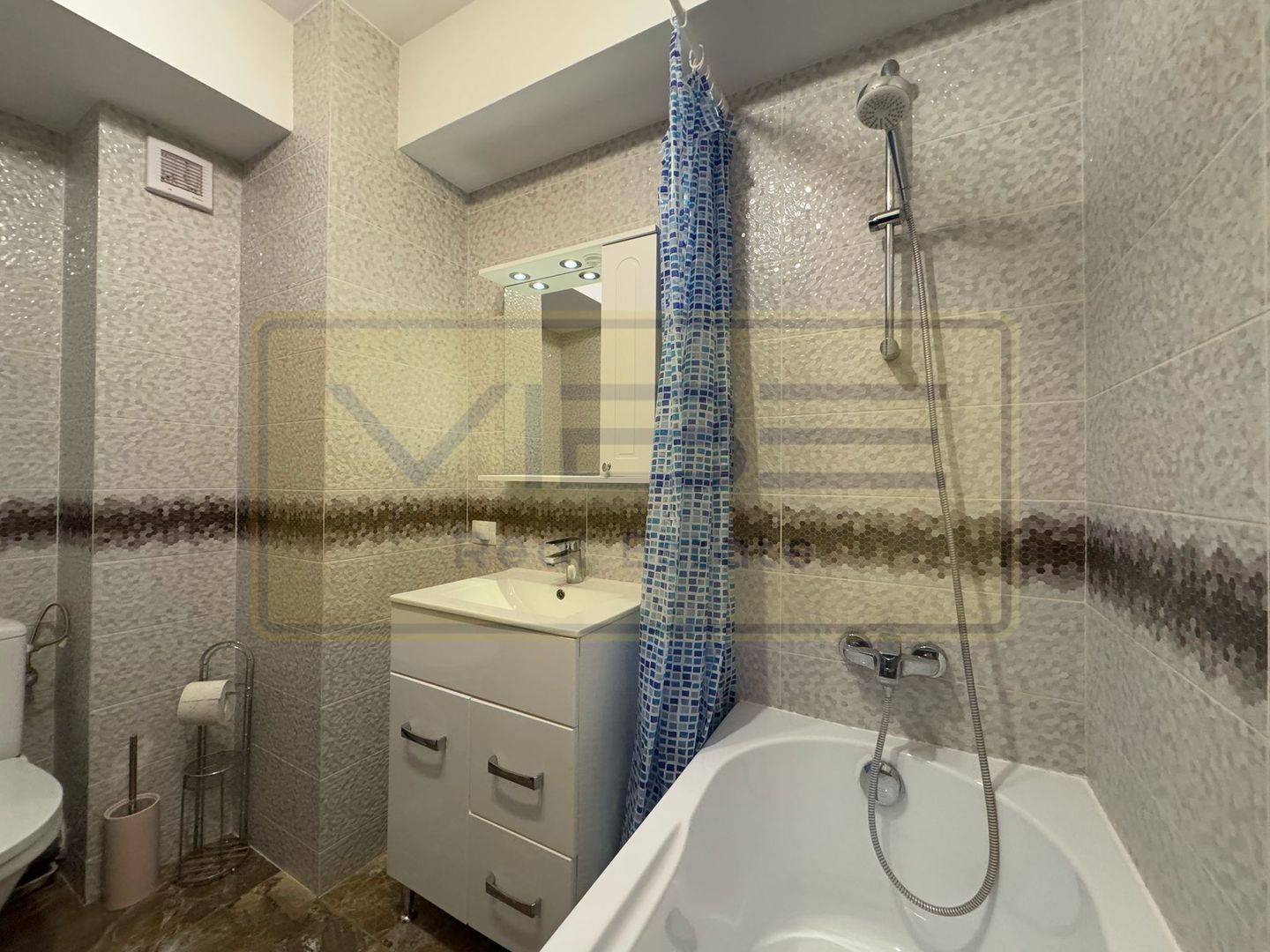 Apartament  2 camere +parcare Copou - Rasarit de Soare - Poză 24