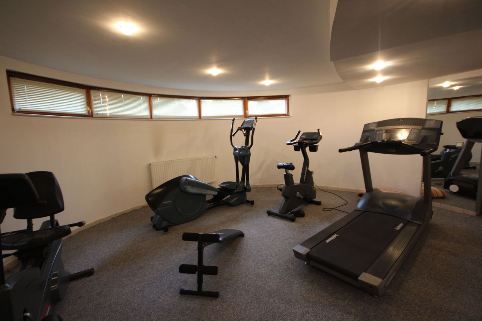 Casa pretabila birouri, camin de batrani - Poză 117