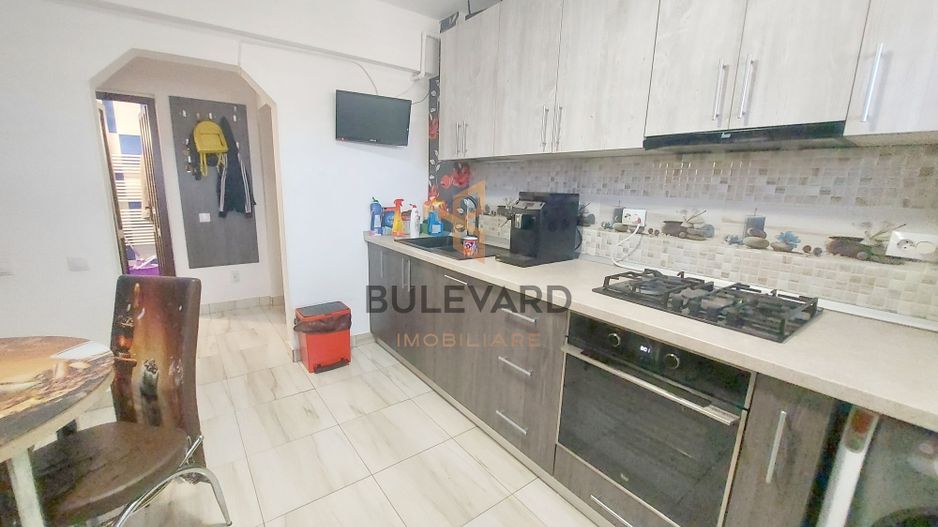 Apartament cu 2 camere decomandate,  zona strazii Profesor Ioan Rusu! - Poză 2