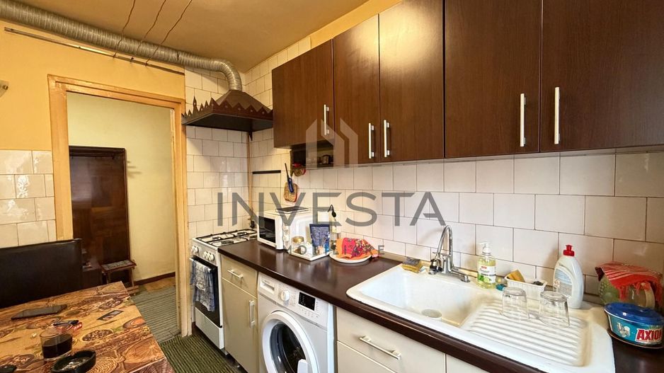 Apartament cu 3 camere pe Aleea Padin ! - Poză 7