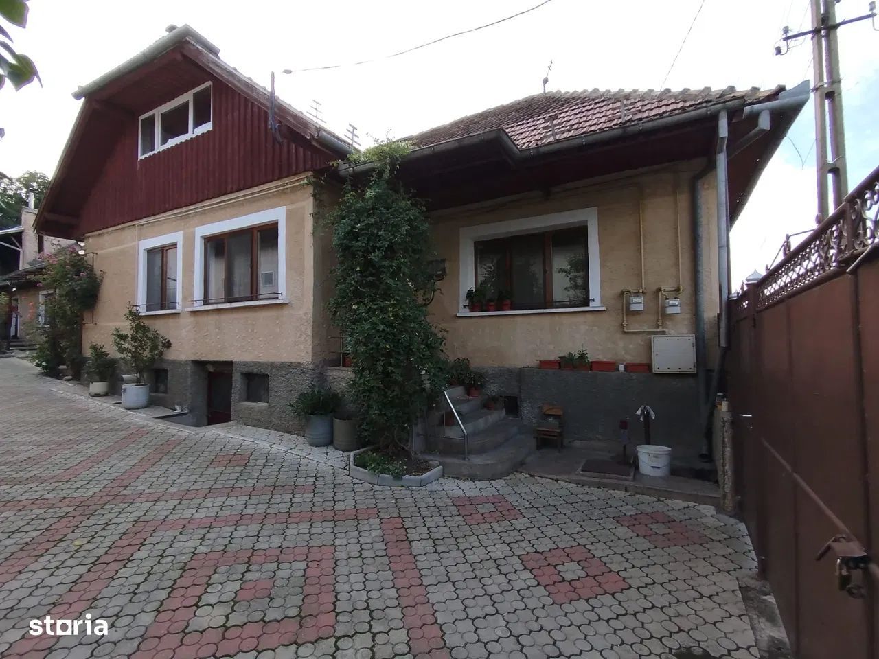 Casa individuala 140mp, teren 1555 mp, Sacele. - Poză 1