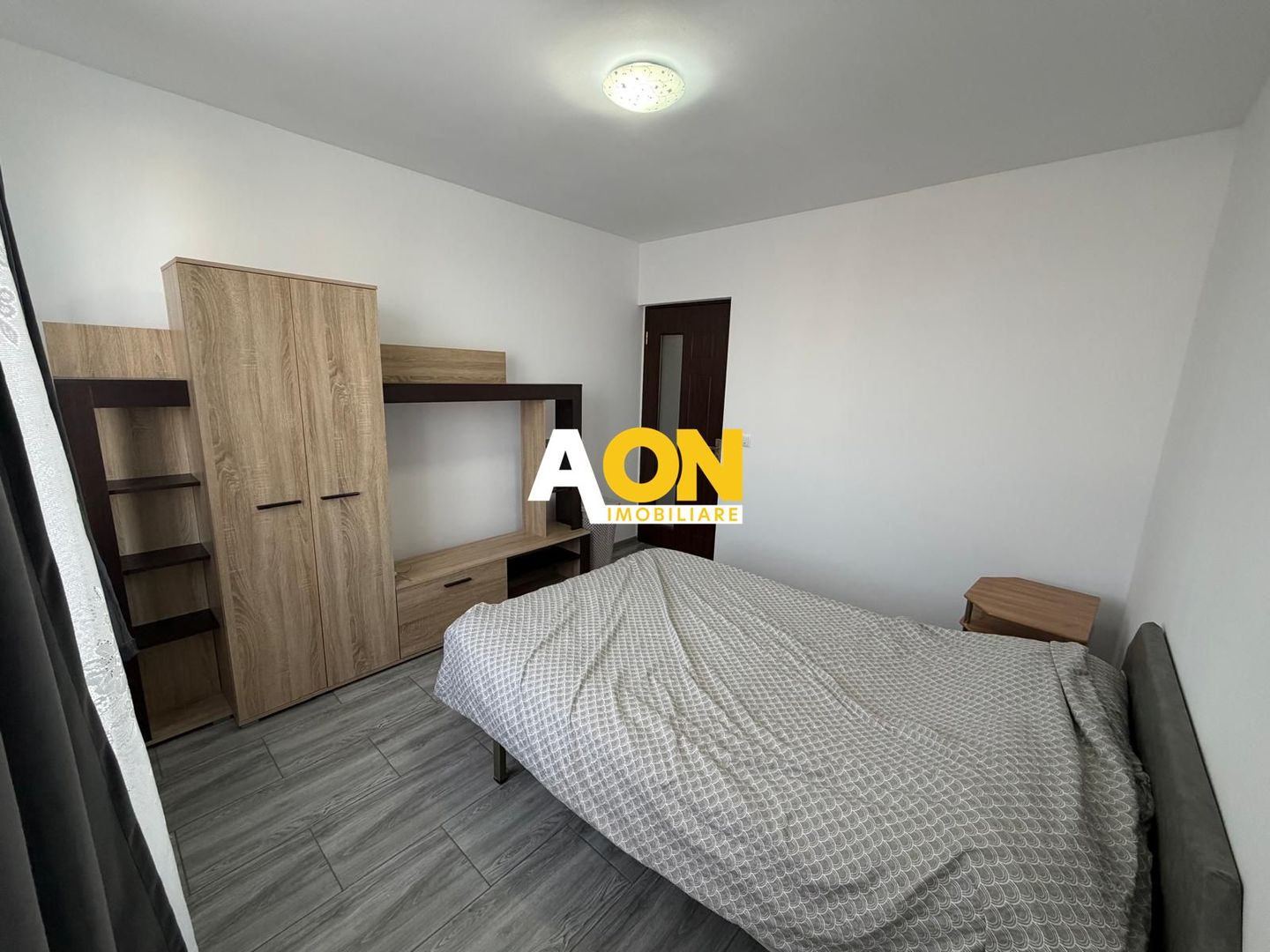 Apartament 2 Camere, Bloc Nou, Zona Cetate - Poză 2