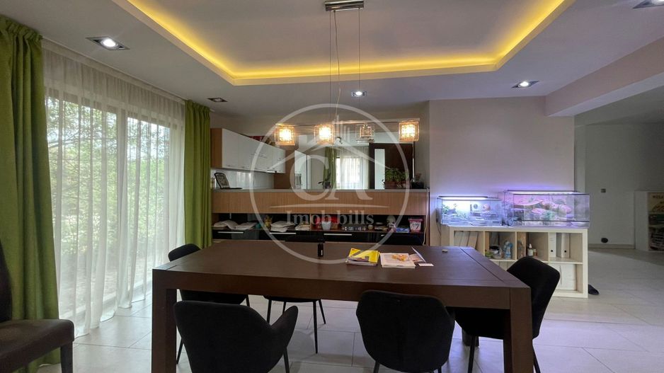 Casa de inchiriat cu 5 camere  in zona Nufaru, Oradea. - Poză 4