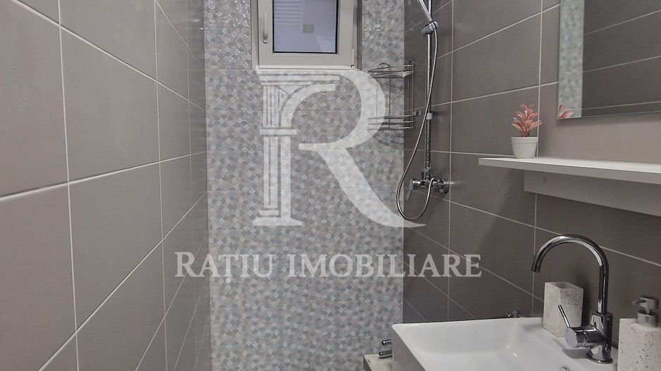 Apartament cu 2 camere | Ultracentral | Oradea - Poză 13