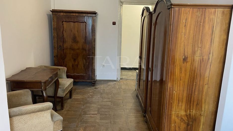 Apartament ultracentral– 37 mp, bloc cu lift. - Poză 2