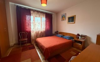 4 camere 95 mp | 1 Mai – etaj 3/4 | 2 bai |  centrala | bloc 1988 - Poză 30