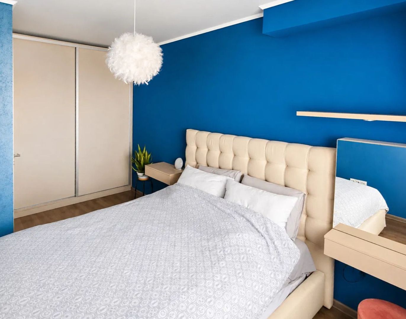 DUPLEX MODERN CU 3 CAMERE TERASĂ PARCARE ȘI BOXĂ CORESI - Poză 7