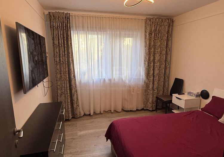 Apartament 2 camere decomandat, parcare, Grigorescu – etaj intermediar - Poză 5