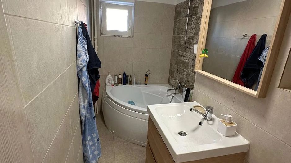 Apartament 3 camere decomandat   69,28 mp   Sebastian   Rahova   complet renovat   mobilat și utilat - Poză 5
