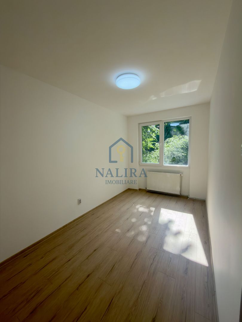 Apartament cu 3 camere et 1 + garaj - Poză 5