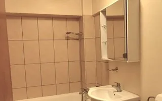 Vand apartament 4 camere situat la 10 min de Piata Unirii - Poză 12
