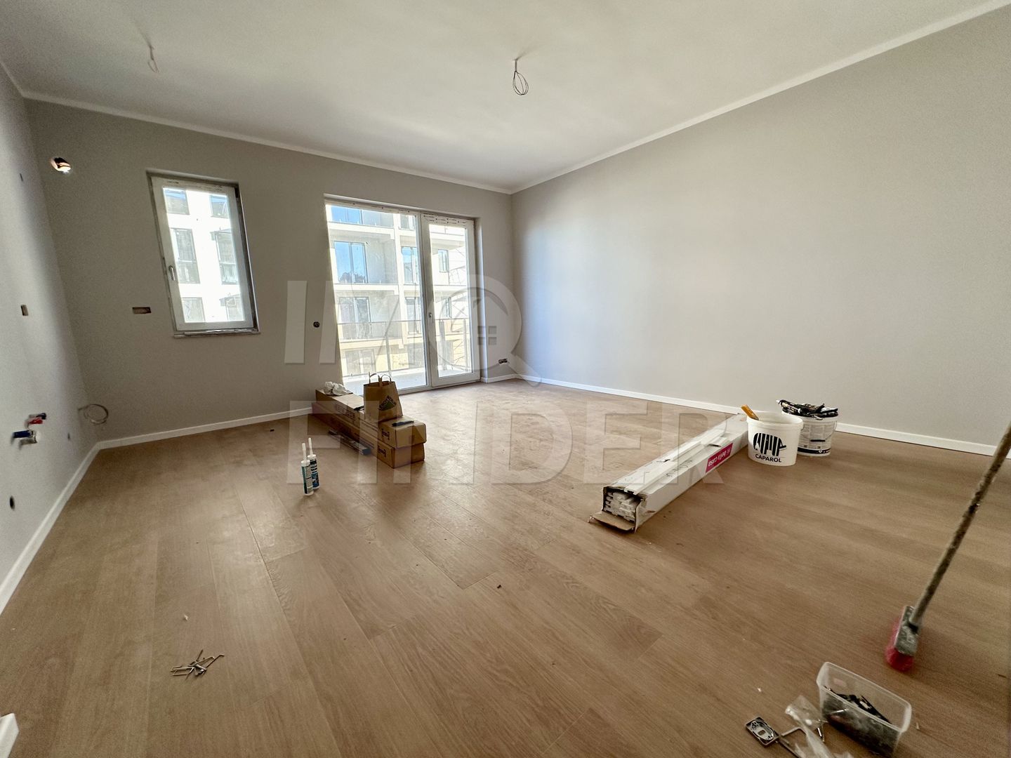 Apartament 2 camere ULTRAFINISAT, zona VIVO, cu CF - Poză 1