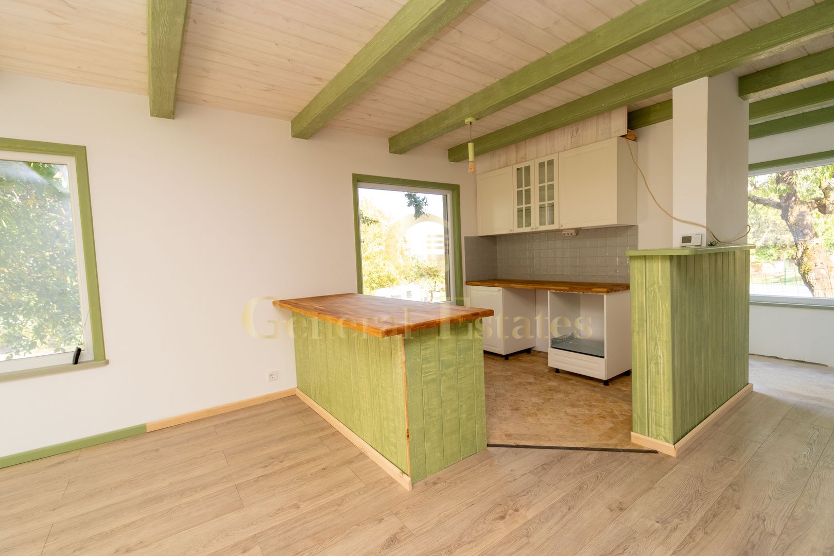 Casa de vacanță din Tohănița – locul unde muntele întâlnește liniștea - Poză 3