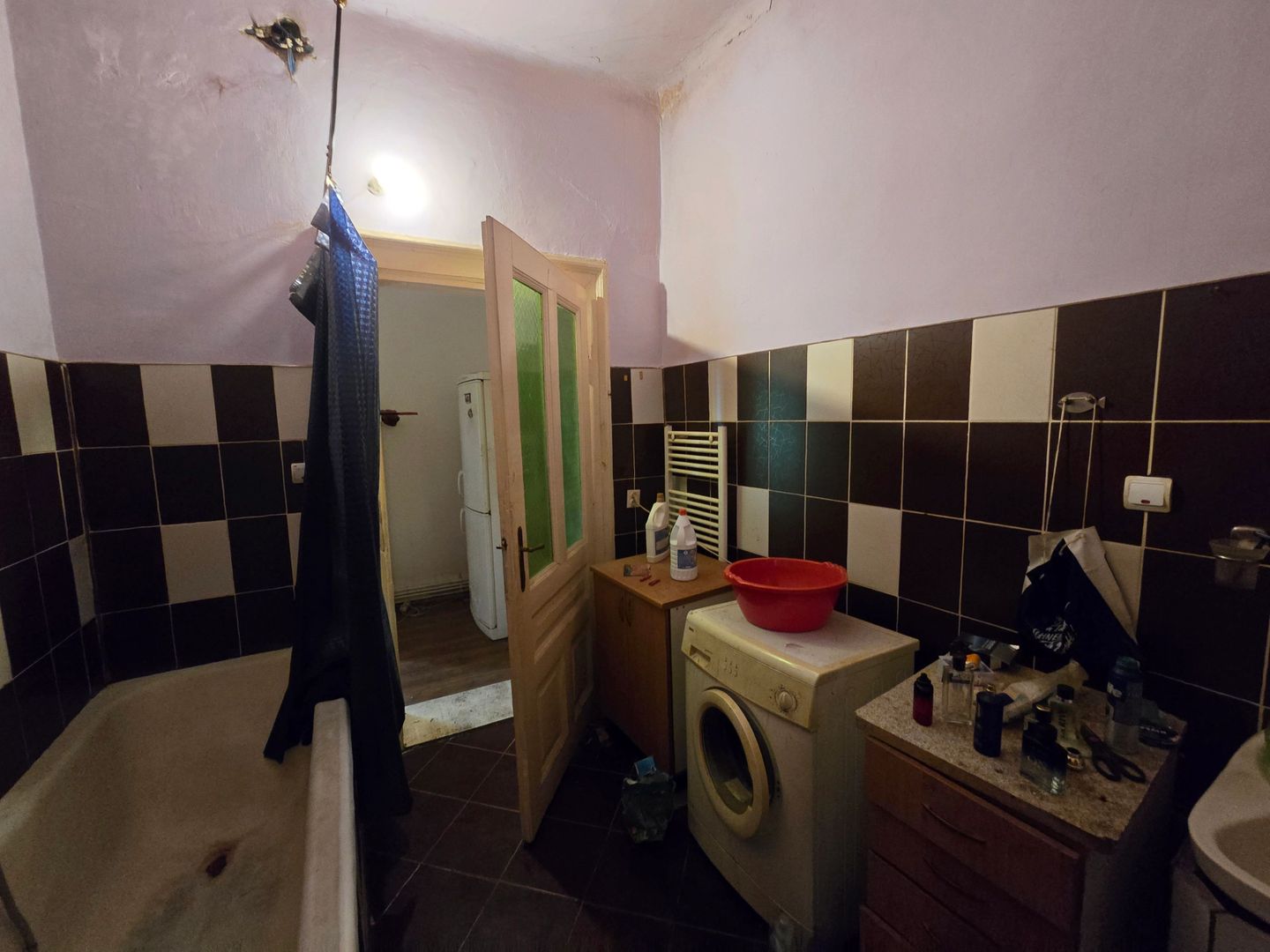 Apartament 4 camere, Zona Cetatii, Curte Comuna, Pivnita mare - Poză 7