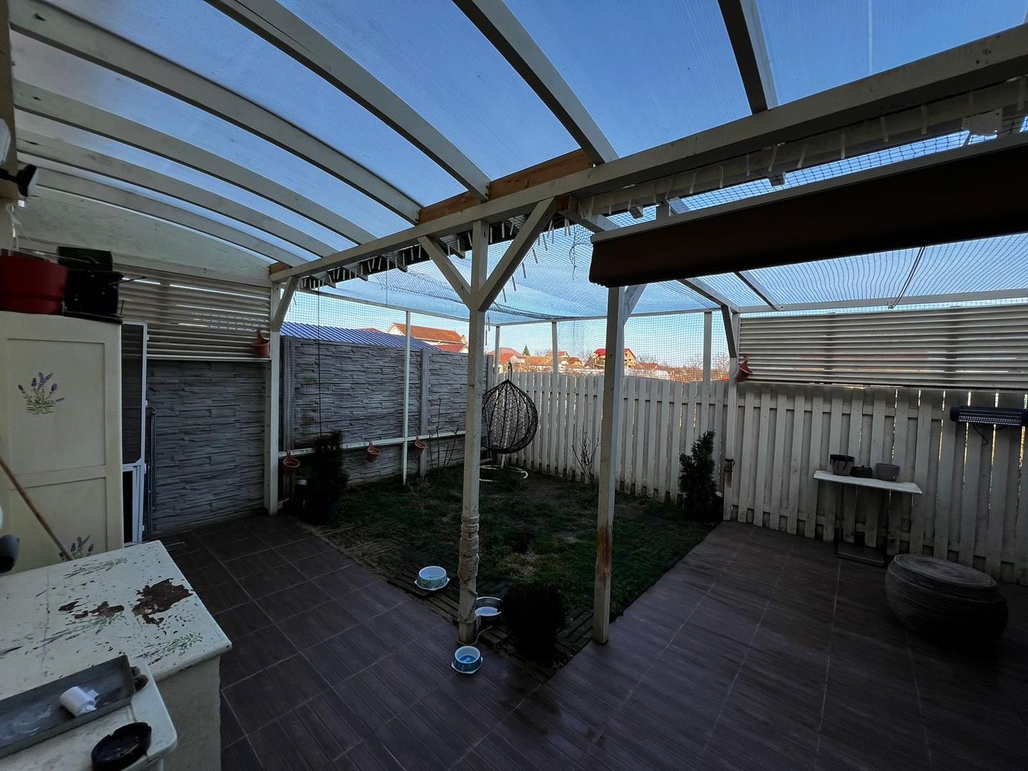 Casa de vanzare , mobilata si utilata, Sanandrei. - Poză 9