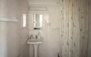 Vânzare casă Individuală 12 Camere la 5 minute de Castelul Bran - Poză 7