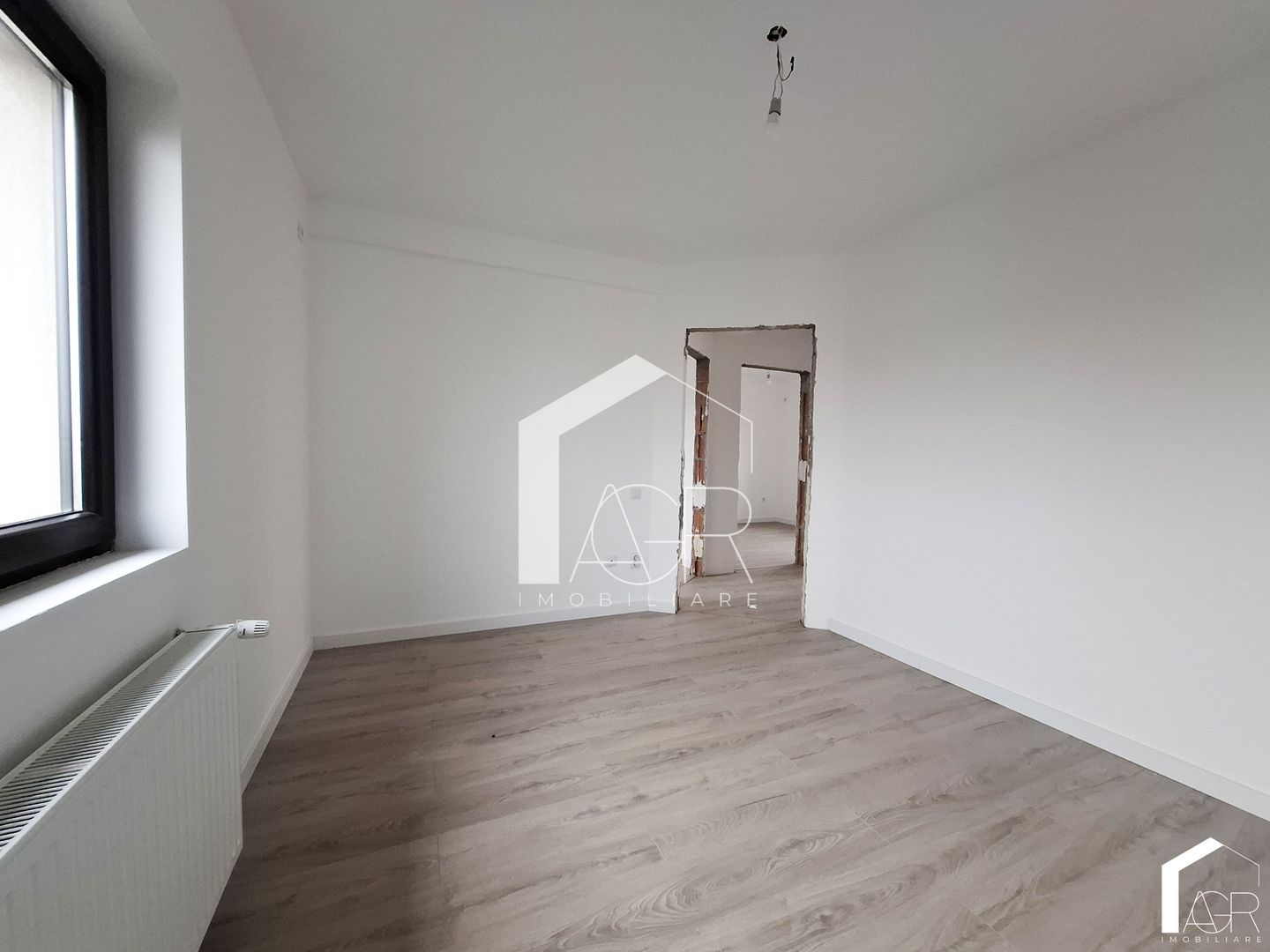 Casa P+1E+M, cu 5 camere, zona Rudului - Poză 14