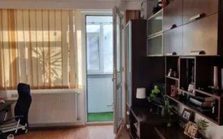 Teiul Doamnei | Apartament 3 camere | Etaj 4 | Bloc reabilitat - Poză 3