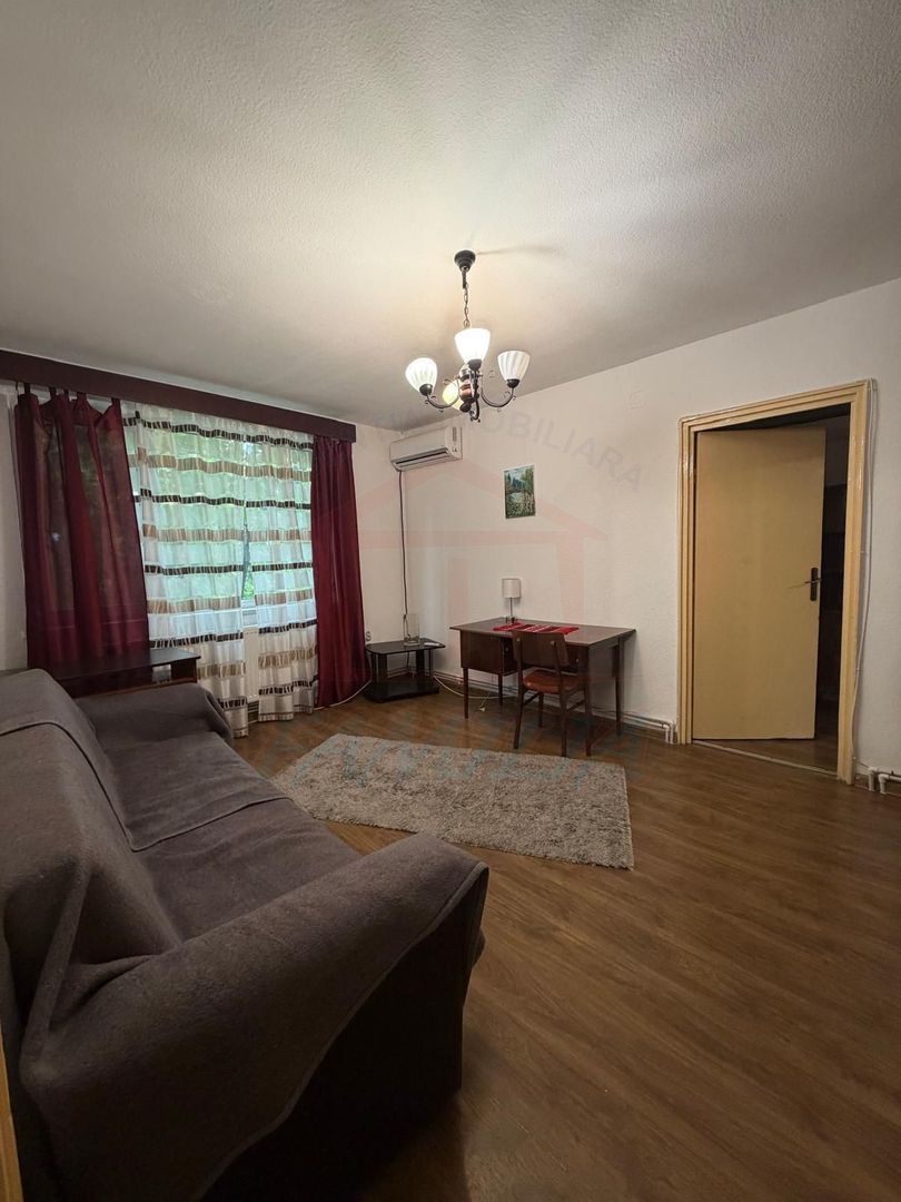 Inchiriere apartament semidecomandat 2 camere, Mazepa 1 - Poză 1