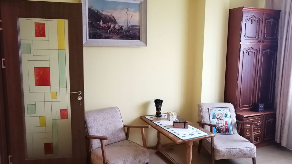 3 camere, structura mare, curte si garaj - Poză 23