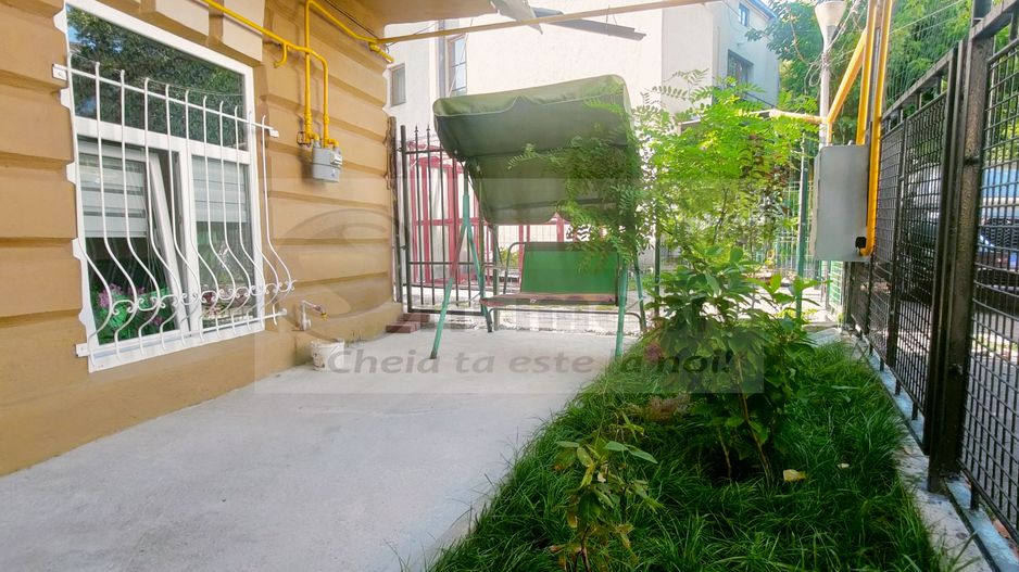 APARTAMENT ULTRACENTRAL , PIATA UNIRII, CUZA VODA 70 MP PLUS CURTE - Poză 34