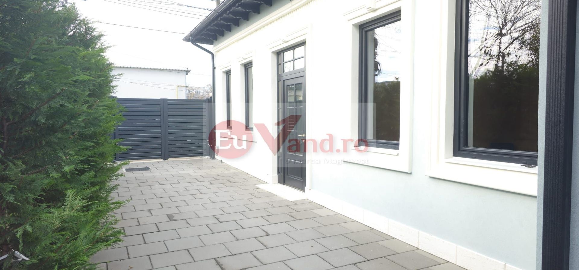 Casa moderna renovata de inchiriat - Strada Traian, Galati - Poză 1