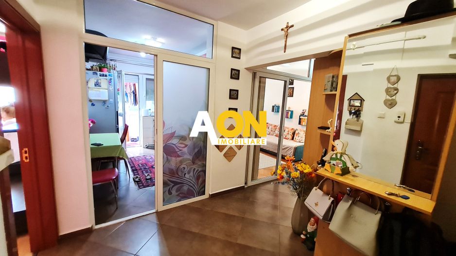 Apartament 4 Camere, Et 3, 82 mp, Decomandat, Mobilat, Utilat, Cetate - Poză 6