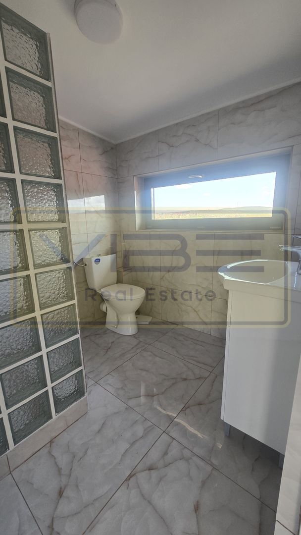 Spatiu 240mp Showroom / Magazin Industrial / Piese etc - Poză 12