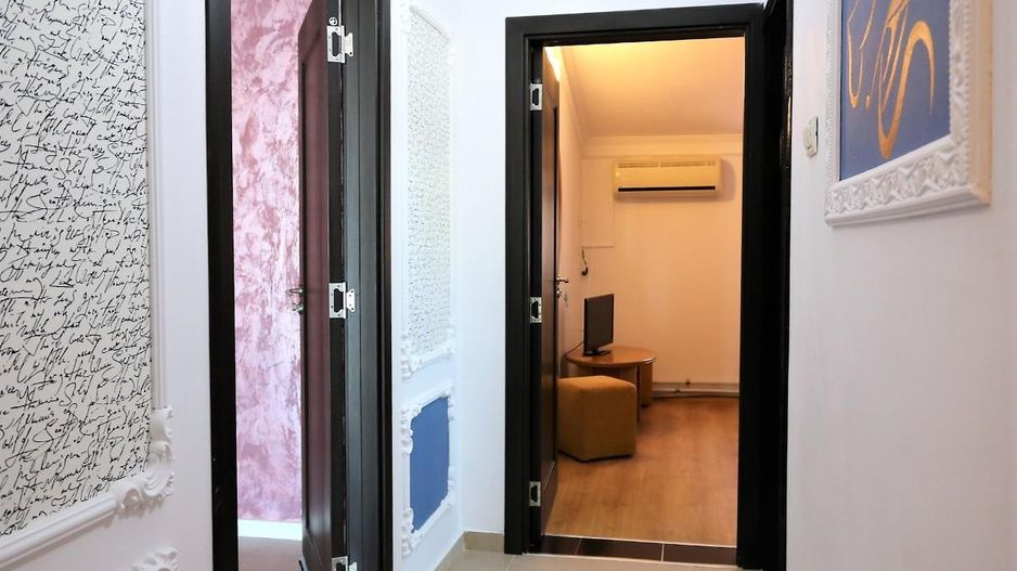 Mamaia Nord - Langa Mare, pensiune la cheie, 11 camere, 9 bai! - Poză 85