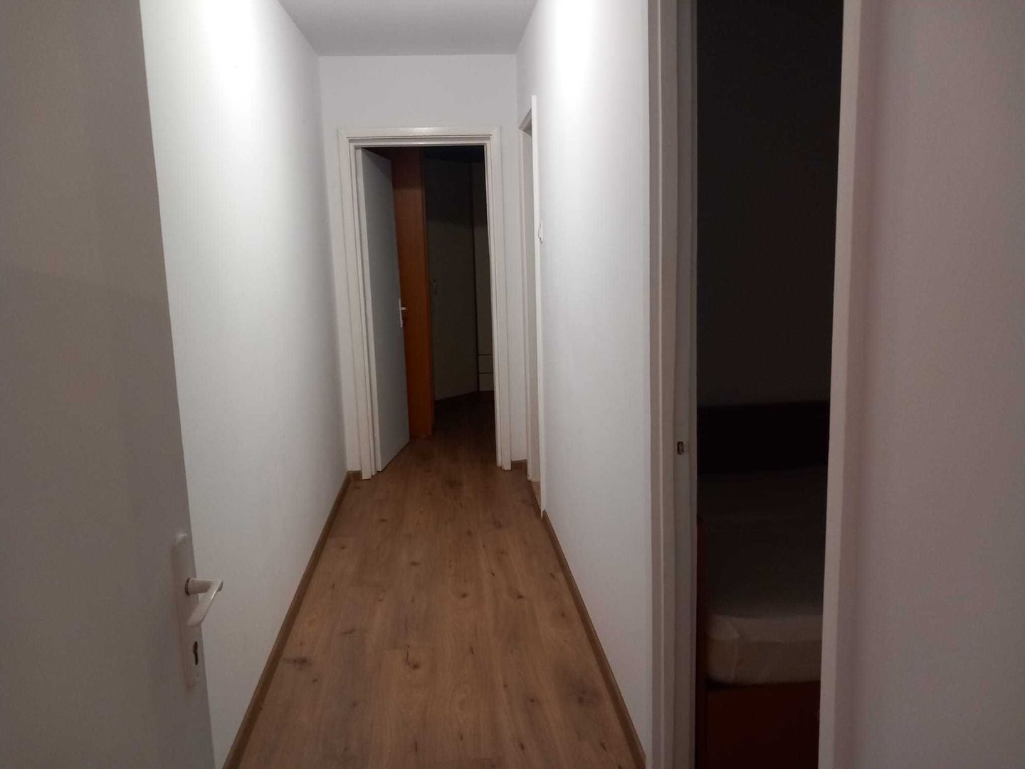 Apartament 3 camere Metrou Piata Sudului - Poză 6