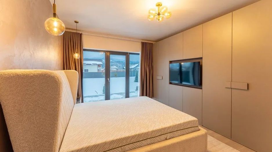 Se inchriaza casa in Cristian - Poză 12