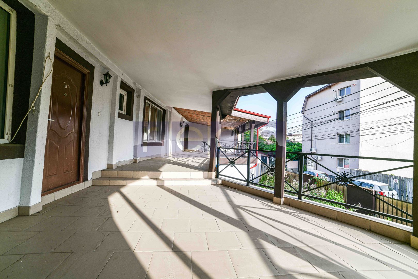 VÂNZARE | CASA 6 APARTAMENTE+3 GARSONIERE | ZONA VITAN - Poză 4