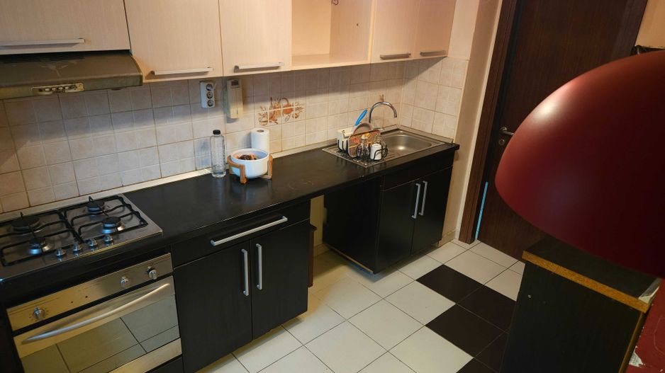 Vanzare apartament 3 camere Titan- Aleea Giurgeni, boxa, posibilitate centrala - Poză 5