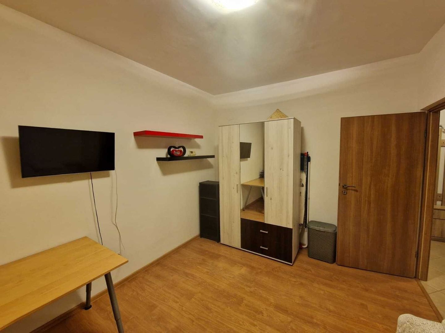 Garsoniera de vanzare Mobilata Zona Pacii - Poză 2