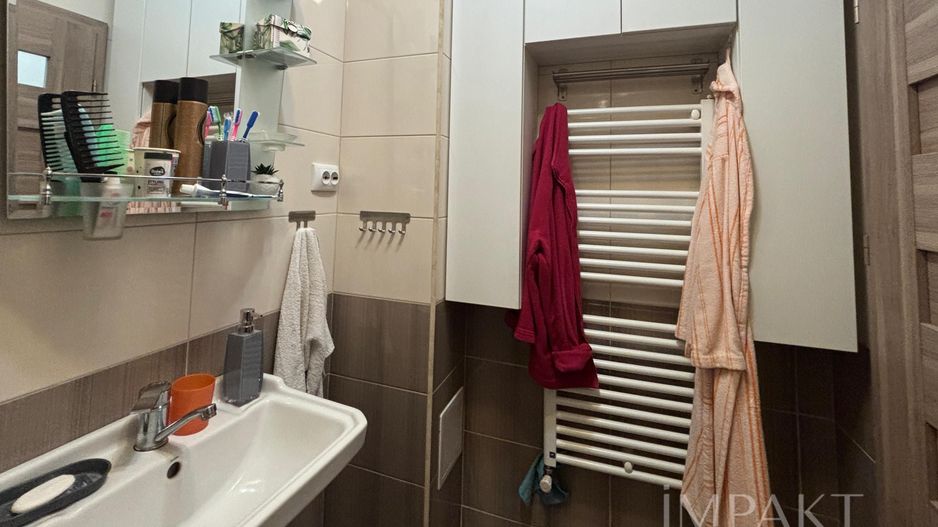 Spațiu cât o casă - 110mp - Apartament cu 4 dormitoare - Poză 8