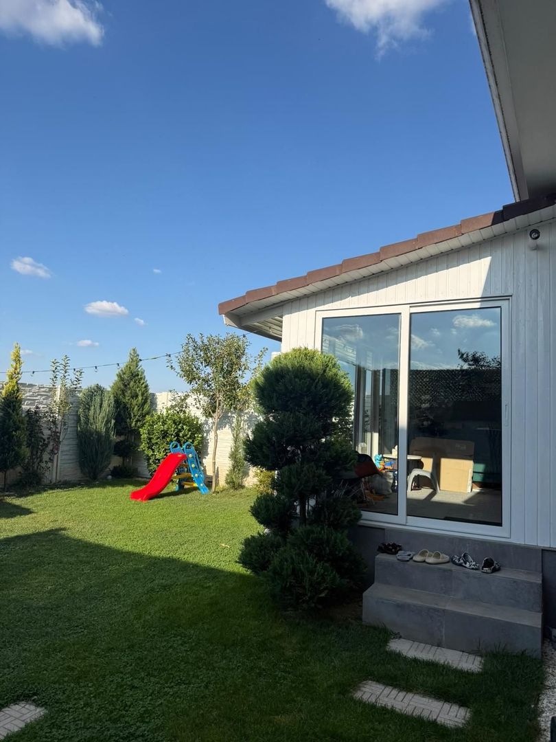 Duplex Premium Bucovăț: Complet Mobilat, Utilat + Curte Amenajată - Poză 3