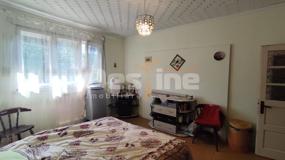 Casa din Caramida + 4000 mp teren  central Drajna Ogretin! - Poză 4