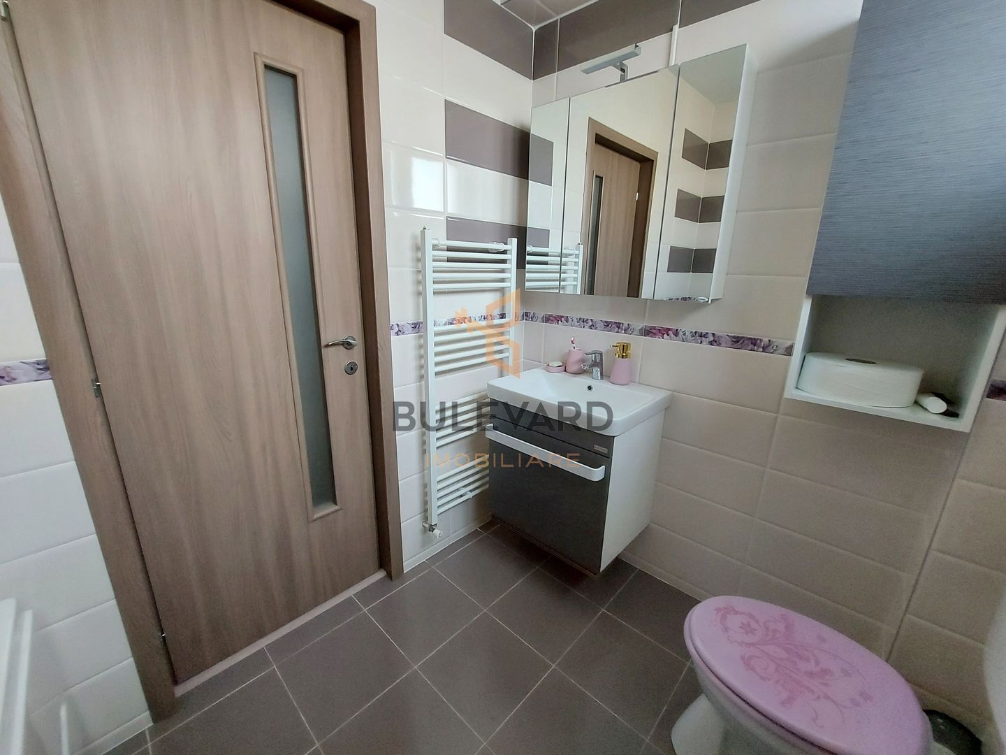 Apartament cu 3 camere la 5 minute de Lidl! - Poză 5