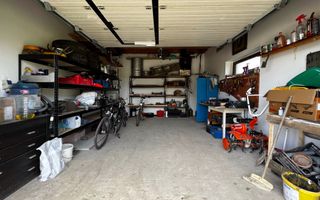 Casa de vânzare | 131 mp | 14 ari teren | 1.280 de euro / mp | Lapusel. - Poză 9